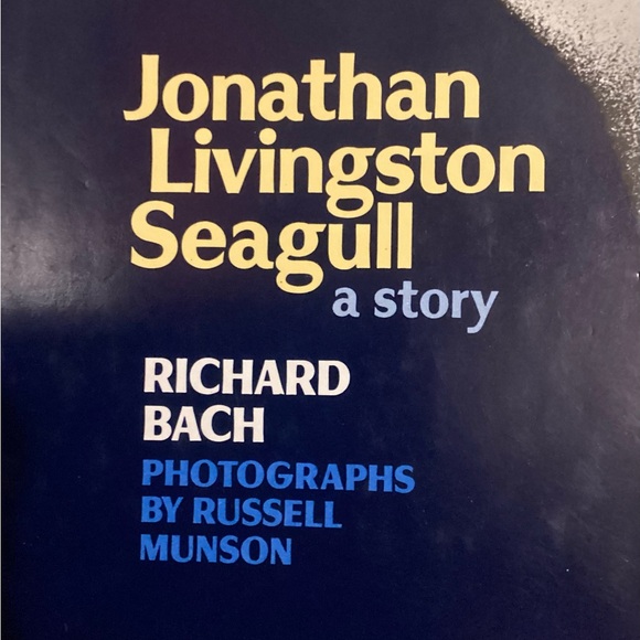 Jonathan Livingston Seagull 1970 Book - Picture 4 of 11